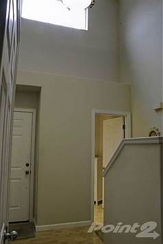 Vaulted ceiling in foyer