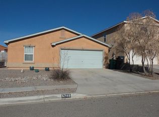 5749 Sandoval Dr NE, Rio Rancho, NM 87144