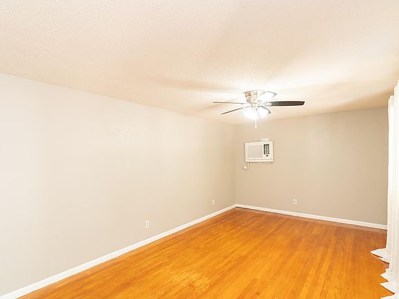 4th image of 4550 Tricia Dr