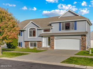 2870 N Dandelion St, Post Falls, ID 83854