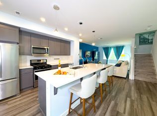 320 Circuit Way, Mountain View, CA 94043