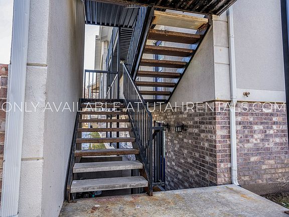 3rd image of 909 N 500 W APT 12