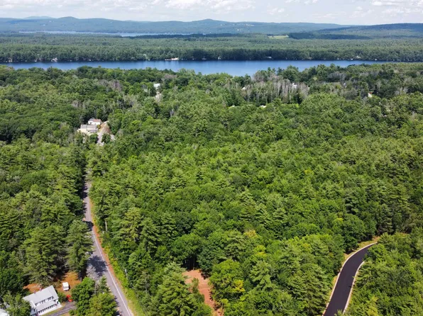 25-1 Winnipesaukee Drive, Wolfeboro, NH 03894