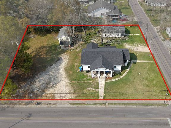 2nd image of 300 W Covington Ave