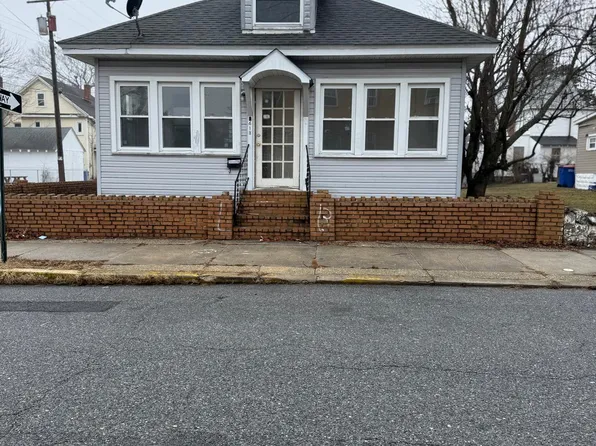 618 Dock St, Millville, NJ 08332
