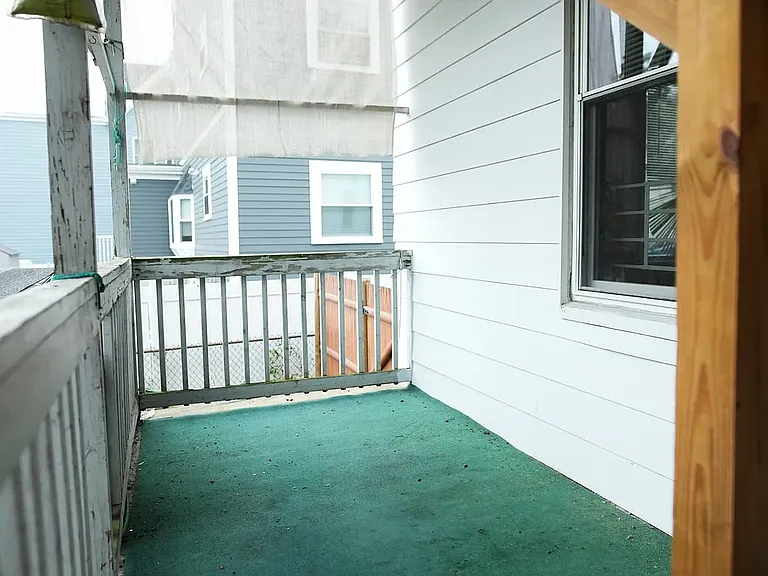 20 Kensington Ave #20 — Photo 8