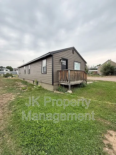 1716 6th St NW #1 Photo 1