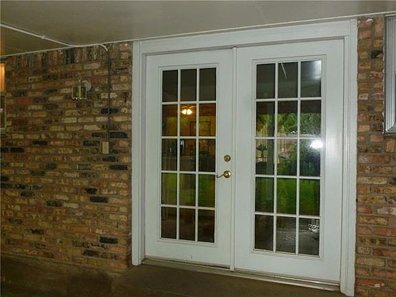 5th image of 733 Joanna Dr