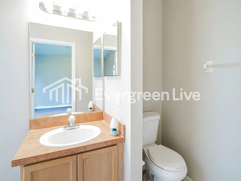 7615 Devonbridge Garden Way — Photo 7