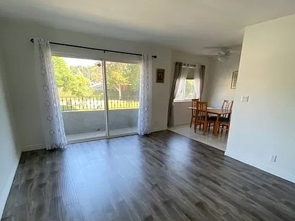 5th image of 2308 Schader Dr Unit 103