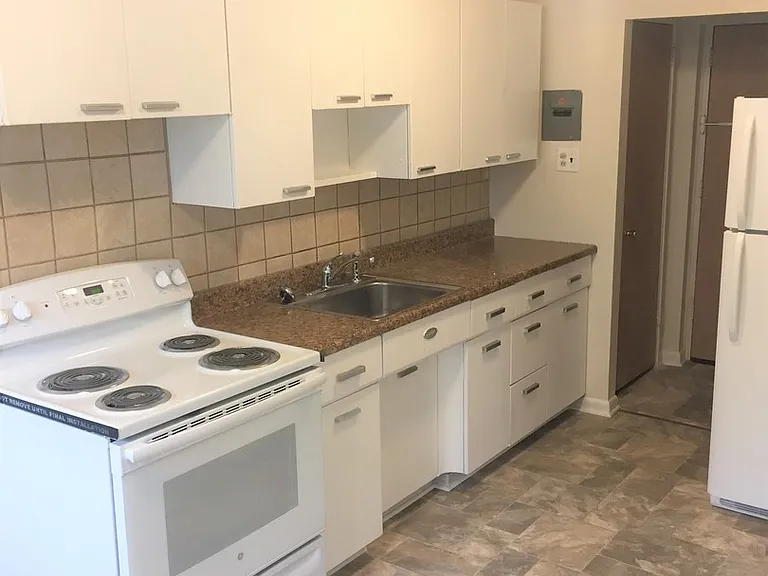1621 Old York Rd — Photo 3