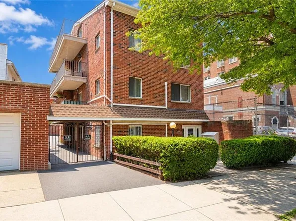 636 71st St APT 3, Brooklyn, NY 11209