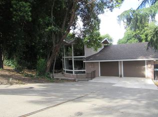 3536 River Dr, Stockton, CA 95204