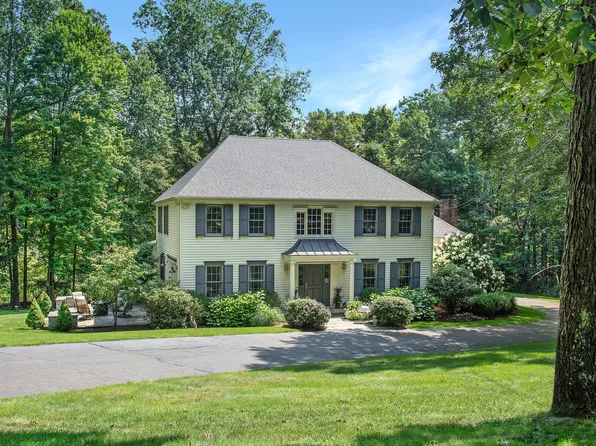 6 Grandview Drive, Ridgefield, CT 06877