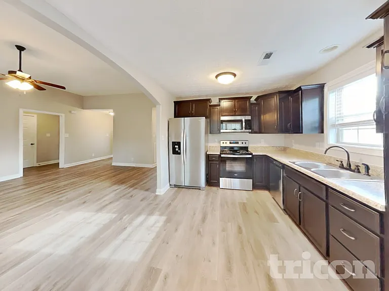 1889 Jackie Lorraine Dr — Photo 6