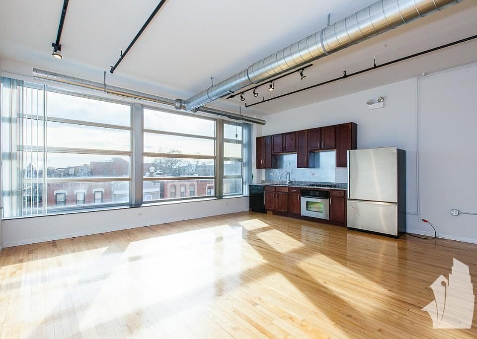 1st image of 2415 W North Ave