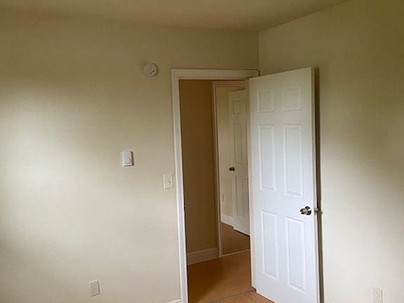 2nd image of 2512 39th St #3