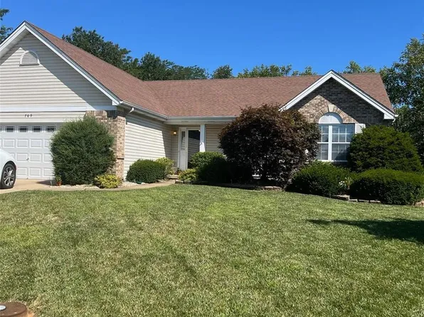 709 Birch Haven Ct, Lake Saint Louis, MO 63367