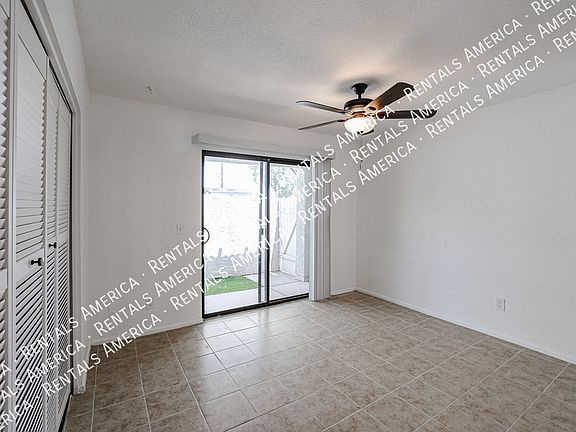 5th image of 850 S River Dr Unit 1009