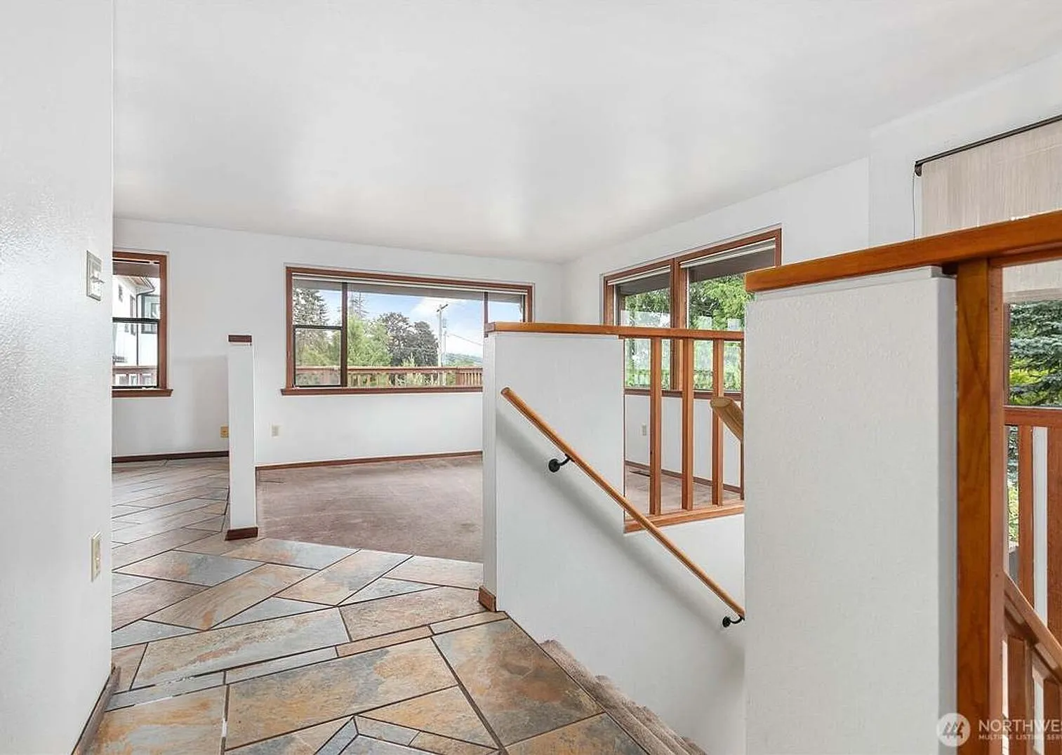 4 Bedroom + MIL Studio Suite Near Lake Whatcom — Photo 2