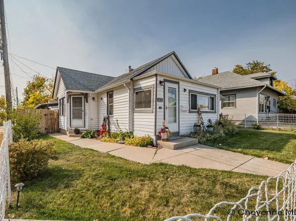 2412 Oneil Ave, Cheyenne, WY 82001