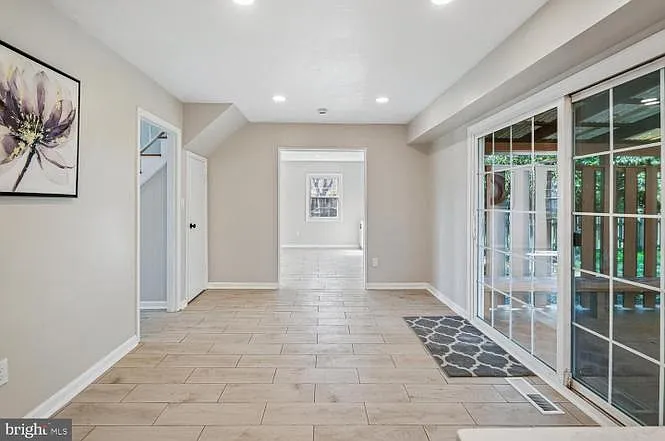 12200 Fleming Ln — Photo 7