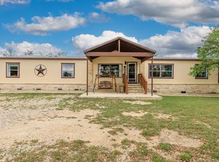 298 Shadow Oaks Dr, Harper, TX 78631