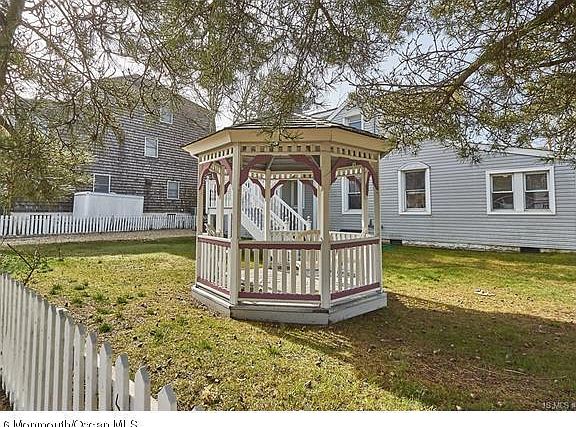 2nd image of 509 N Beach Ave