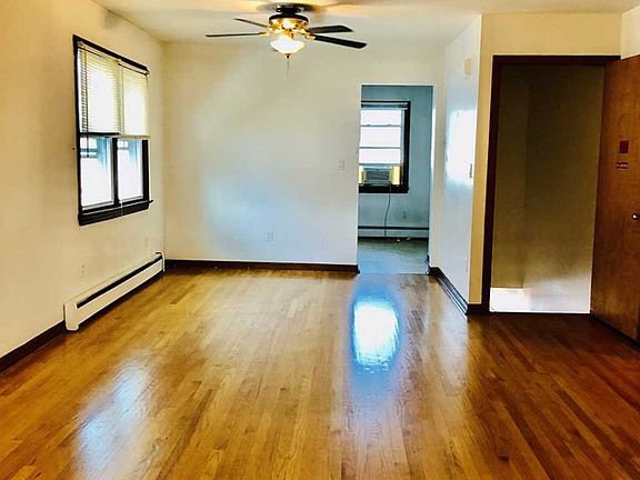 2nd image of 275 Palisade Ave #2