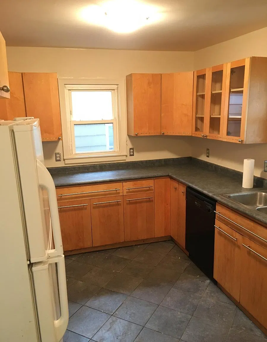 4 bed, 997 sqft, $1,400 — Photo 4