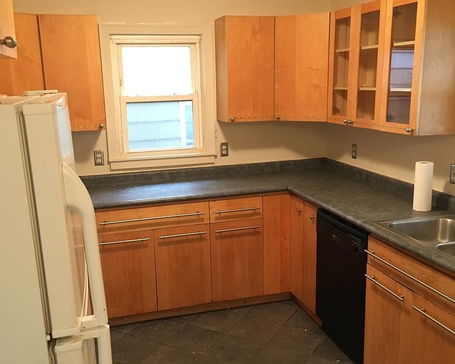 8124 Meadow Ave, photo 4