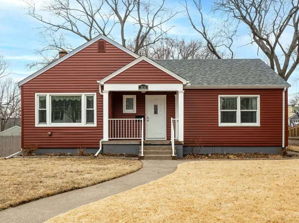 3036 Tremont Ave, Davenport, IA 52803