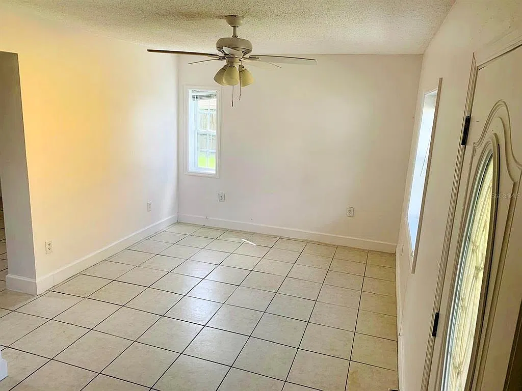 3 bed, 2.5 bath, 1500 sqft, $2,450 — Photo 4