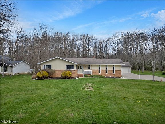 2nd image of 24292 Forestview Dr