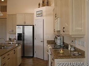 2nd image of 853 Westlake Dr