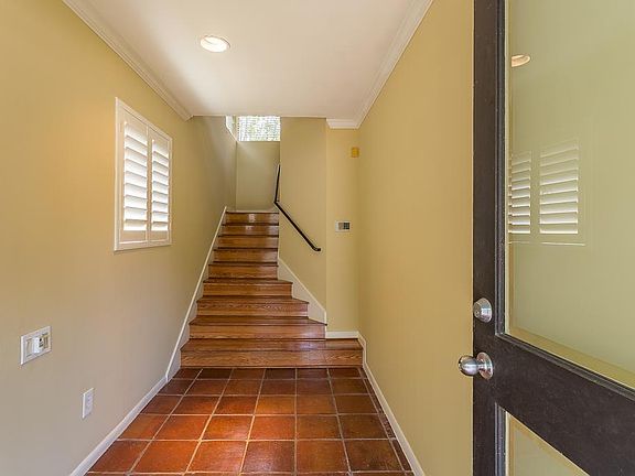 2nd image of 2349 Albans Rd