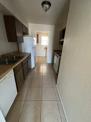 853 Quetzal St #3 Photo 1