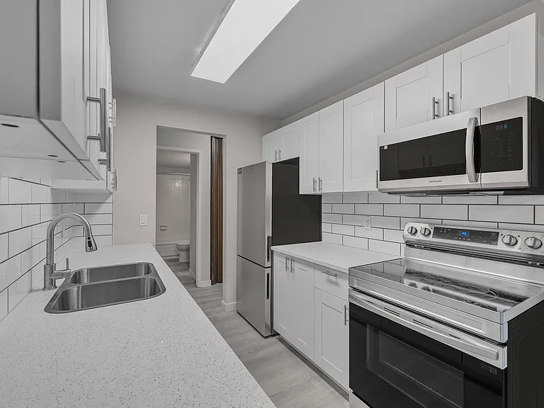 10152 158th St NW — Photo 5