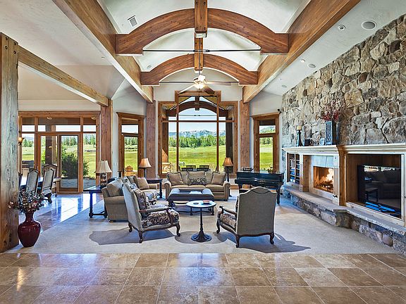 2nd image of 7995 Glenwild Dr