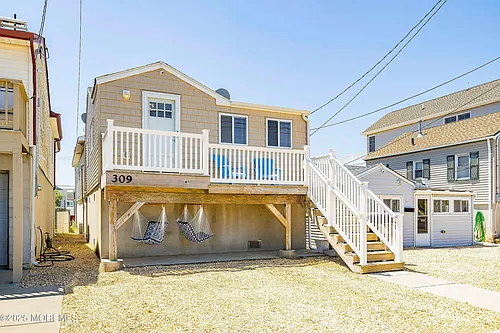 309 Hiering Ave #A Photo 1