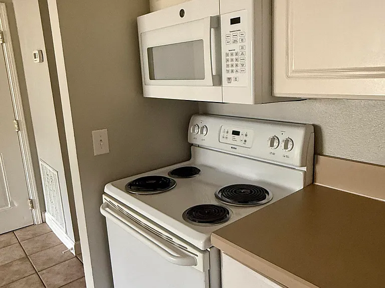 1800 Park Ave #103 — Photo 5