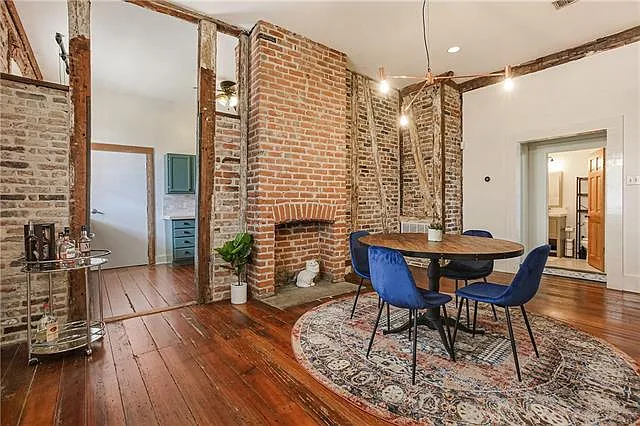 536 Jackson Ave — Photo 5