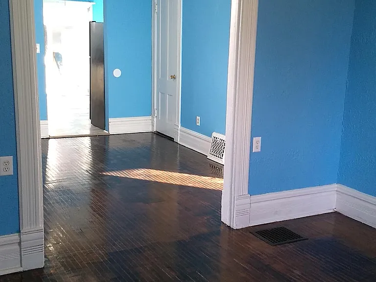 154 S Porter St — Photo 4
