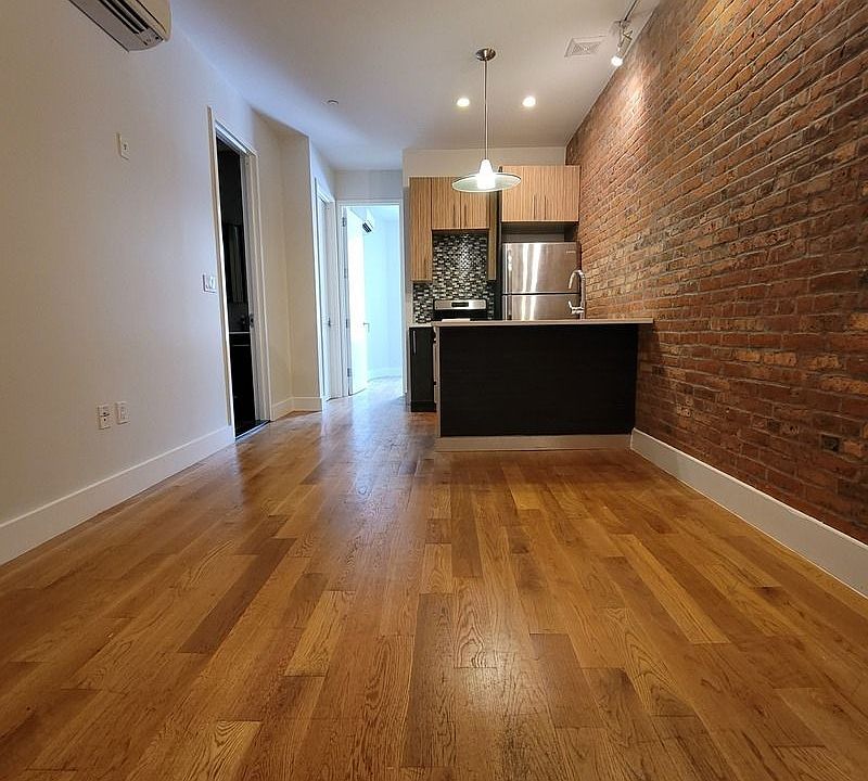 1st image of 410 Gates Ave #3FF