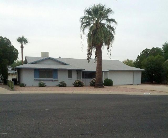 1st image of 9909 W Pinehurst Dr