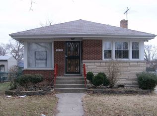 1909 S 15th Ave, Broadview, IL 60155