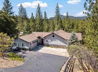 12073 Breckenridge Rd, Groveland, CA 95321