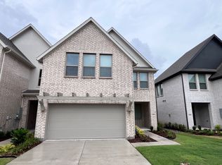 3556 Pierce Ln, Grand Prairie, TX 75052