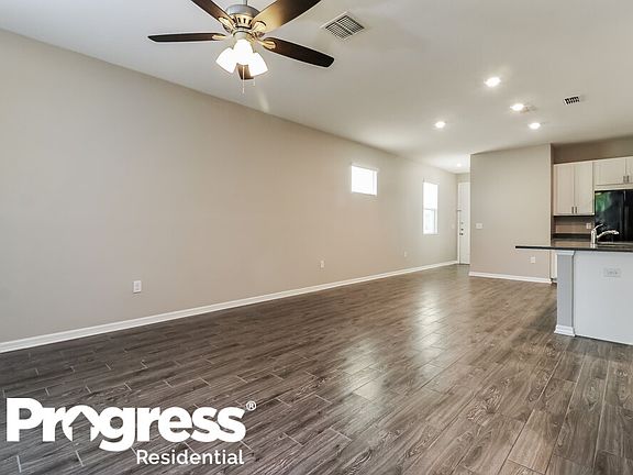 3rd image of 7491 Ashcroft Dr