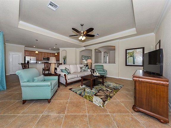 4th image of 13855 Vancanza Dr